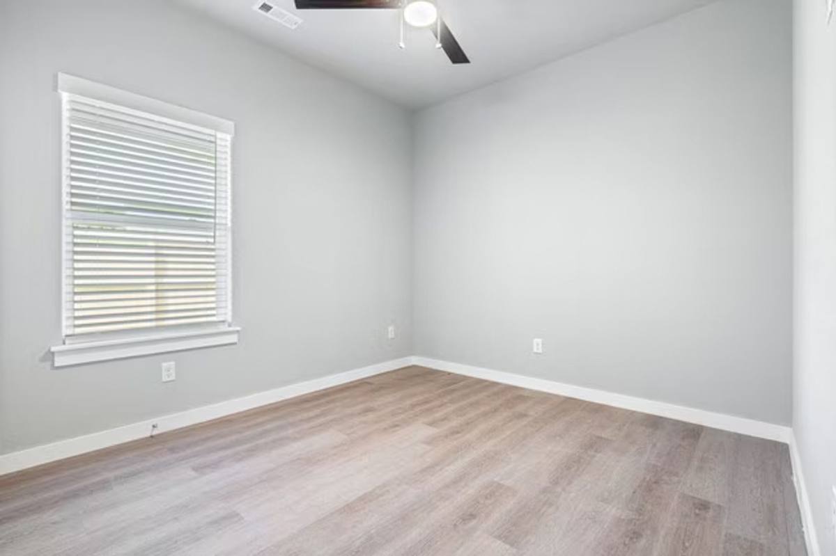 Townhouse for rent at 275 N Hunter St, Farmington, AR 72730
