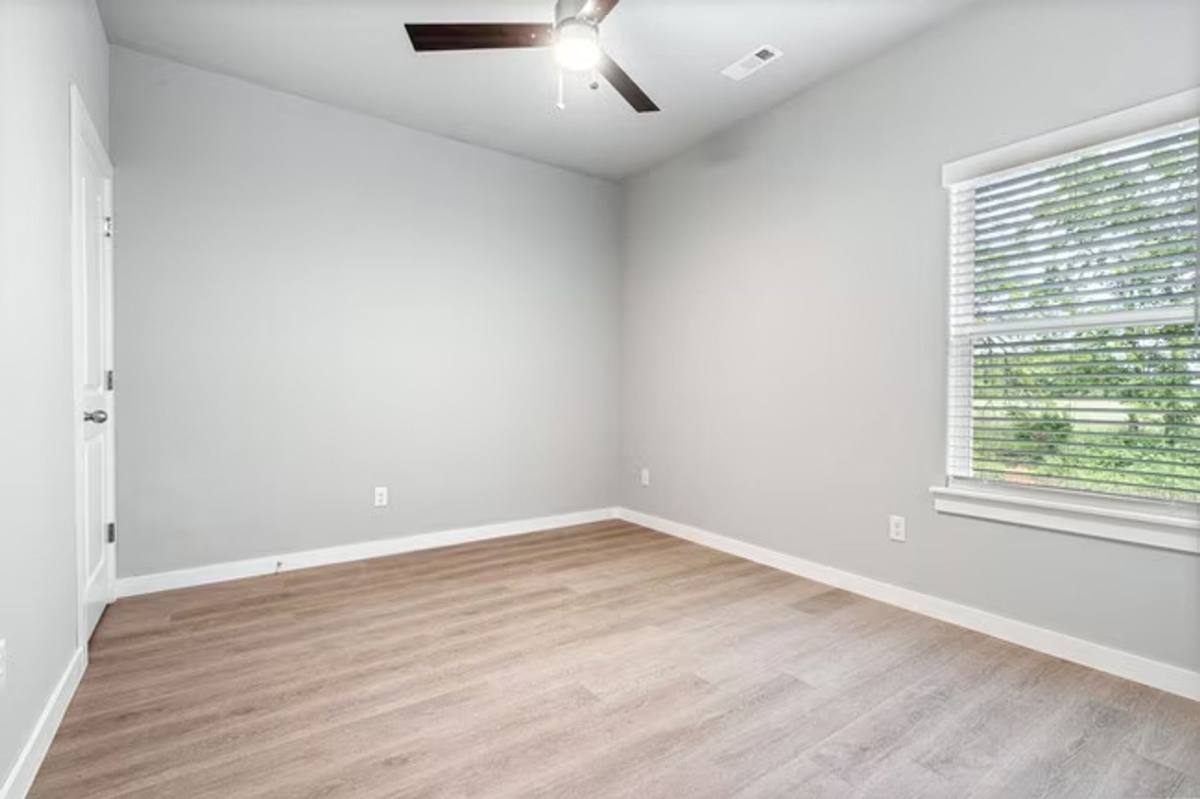 Townhouse for rent at 275 N Hunter St, Farmington, AR 72730