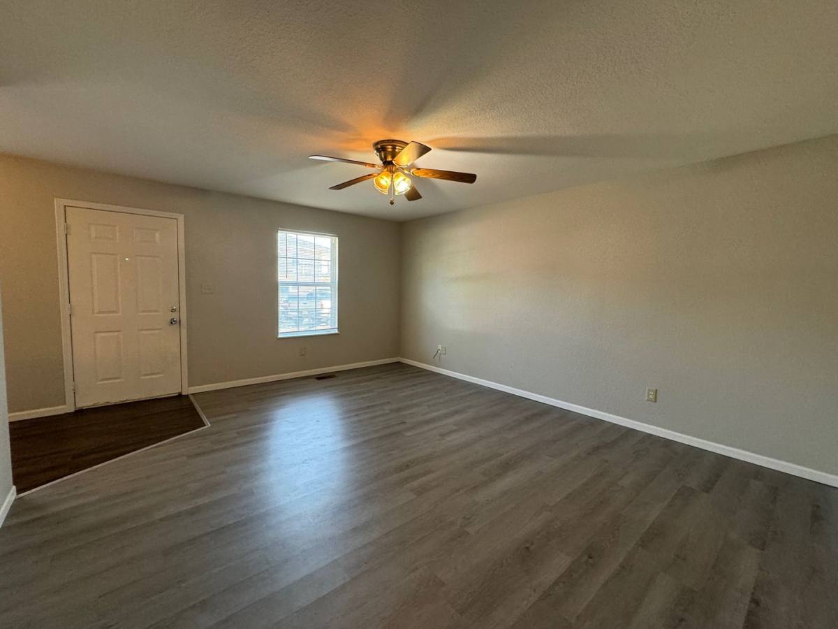 Apartment for rent at 420 Britt Lane, Rogersville, MO 65742