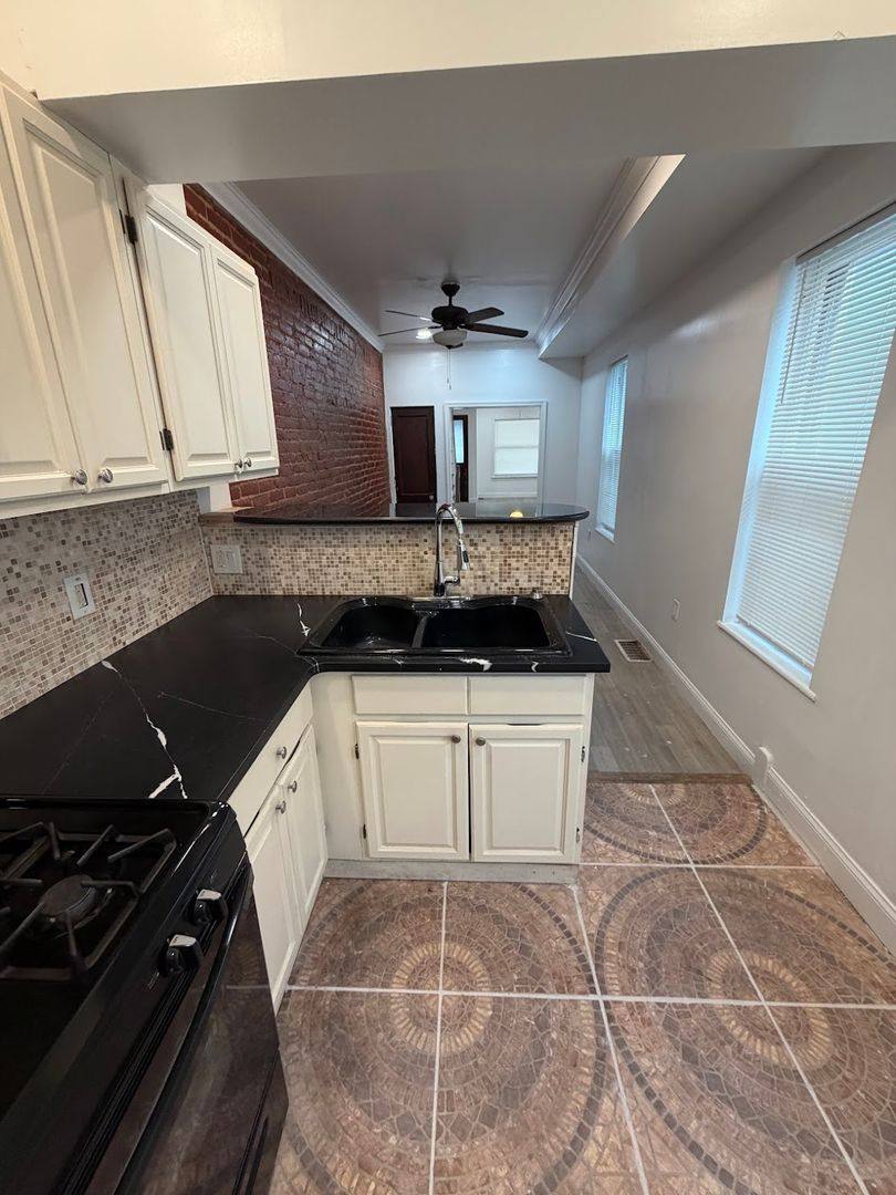 House for rent at 940 N 12th St, Reading, PA 19604