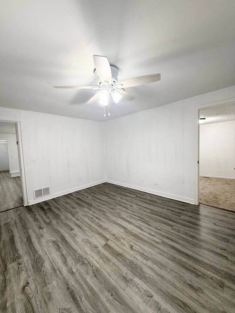 Apartment for rent at 1113 S 22nd St, Omaha, NE 68108