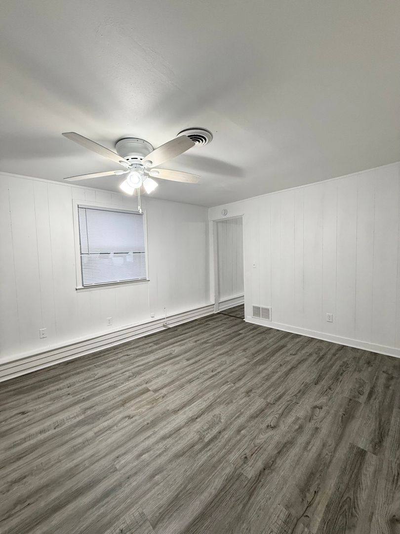 Apartment for rent at 1113 S 22nd St, Omaha, NE 68108