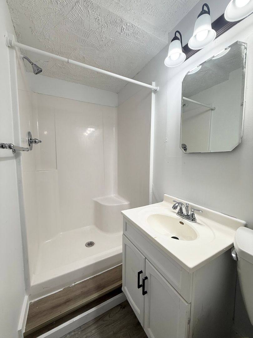 Apartment for rent at 1113 S 22nd St, Omaha, NE 68108