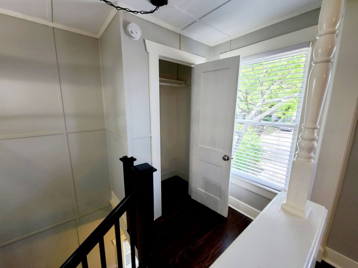 Apartment for rent at 5734 Worth St, Dallas, TX 75214