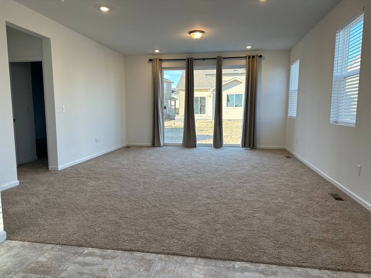 House for rent at 2916 S Flat Circle, Longmont, CO 80503