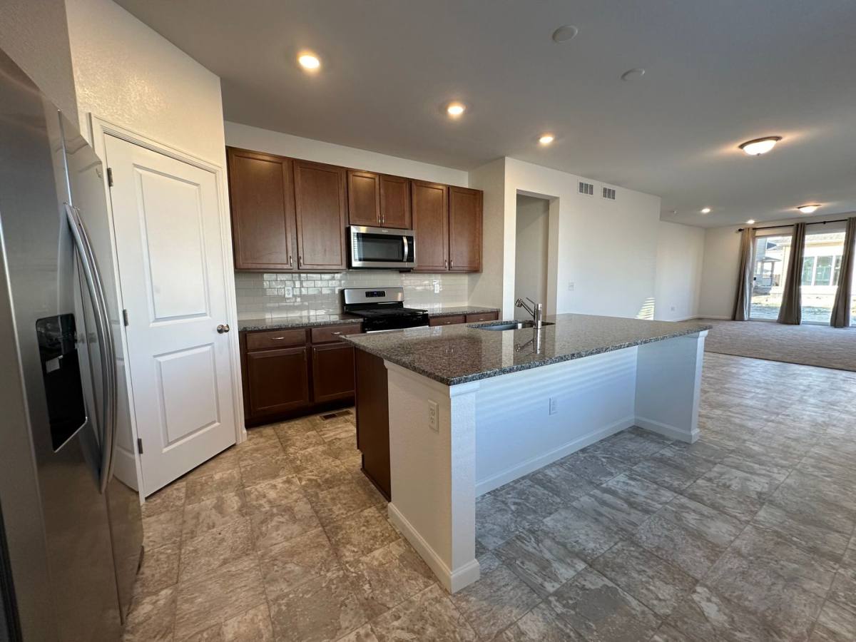 House for rent at 2916 S Flat Circle, Longmont, CO 80503