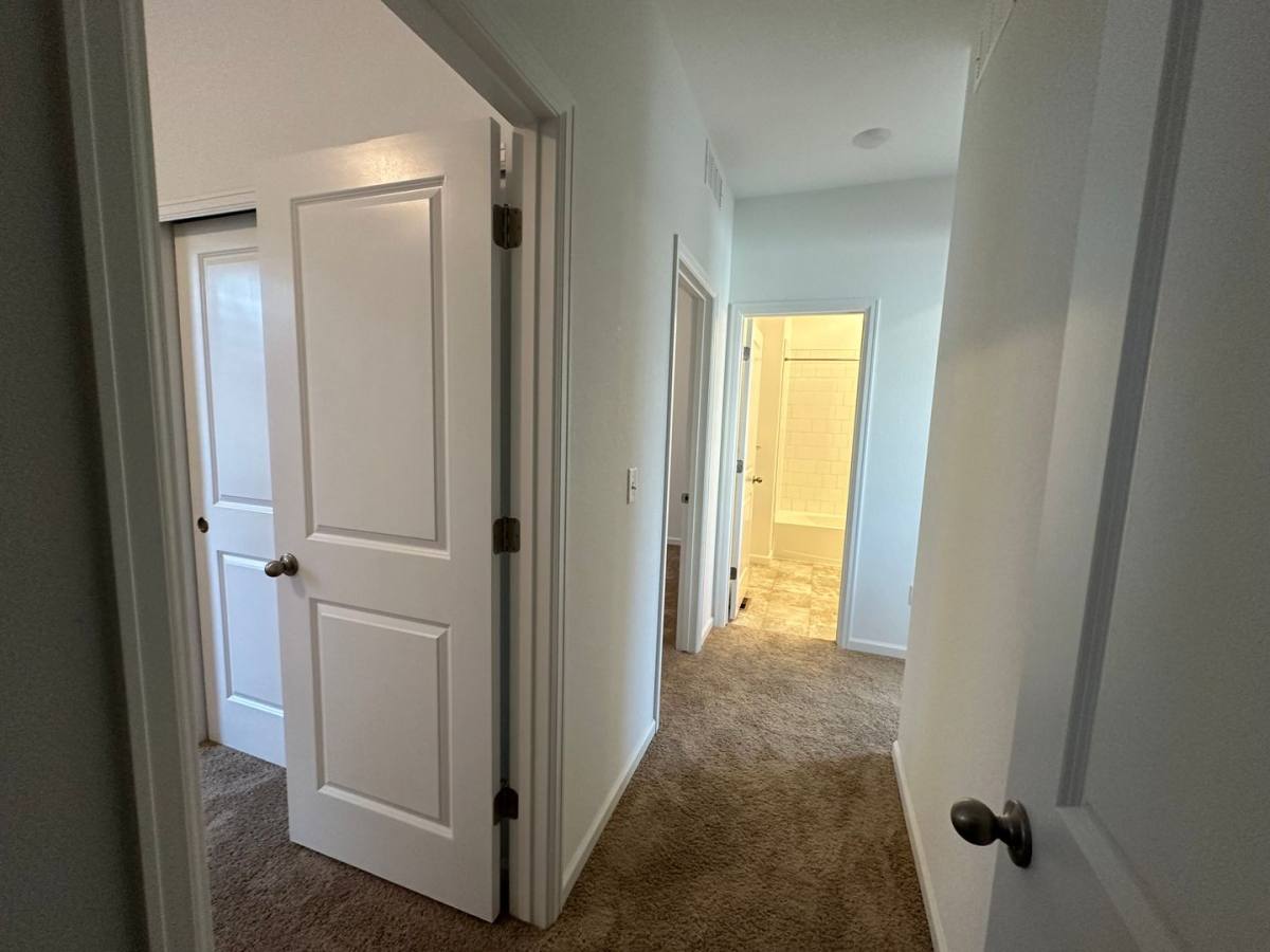 House for rent at 2916 S Flat Circle, Longmont, CO 80503