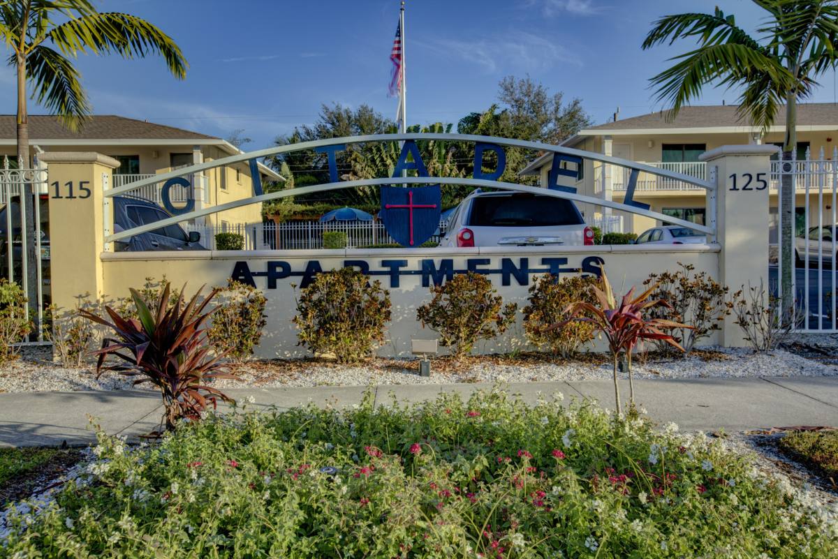 Apartment for rent at 125 Airport Ave E, Venice, FL 34285