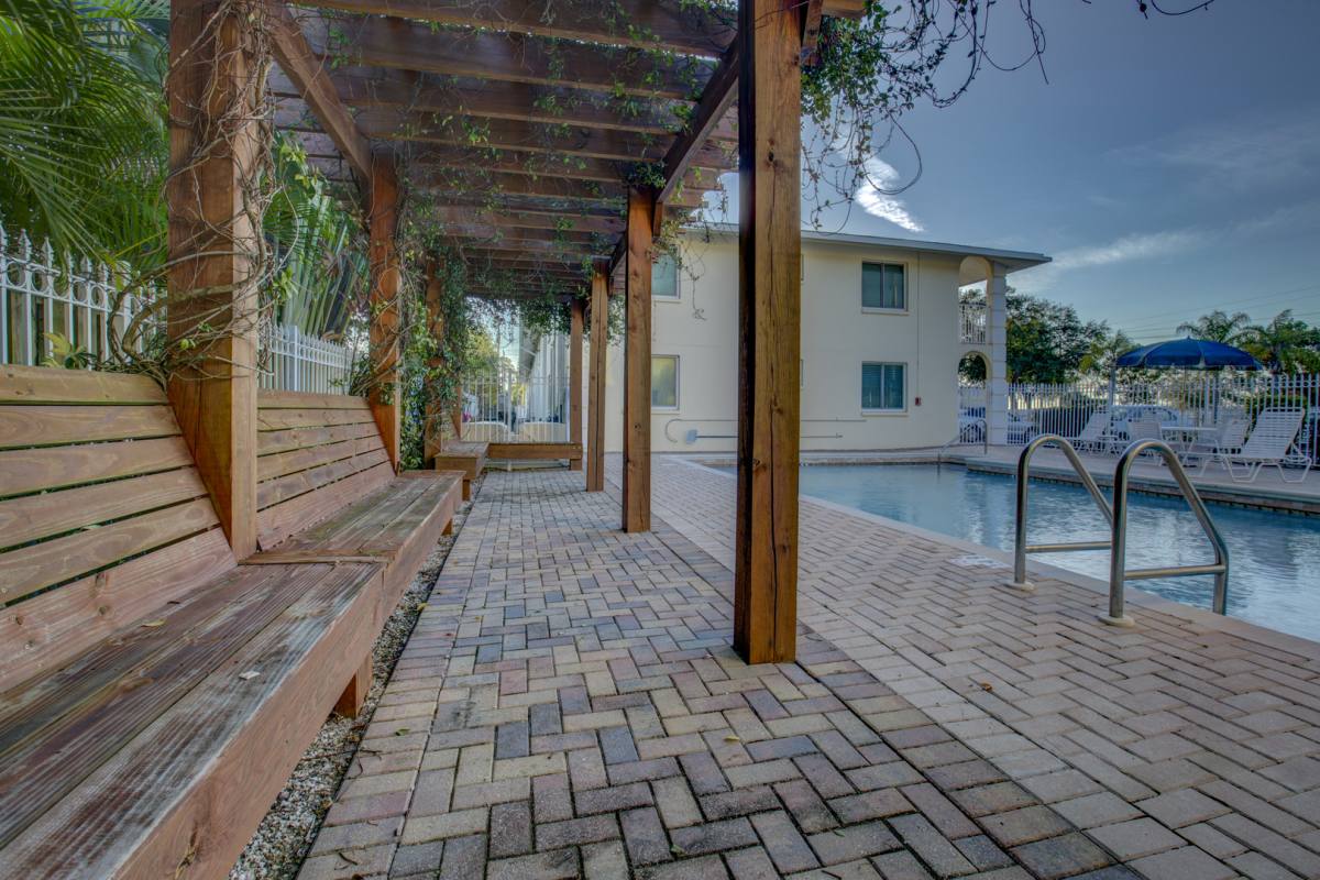Apartment for rent at 125 Airport Ave E, Venice, FL 34285