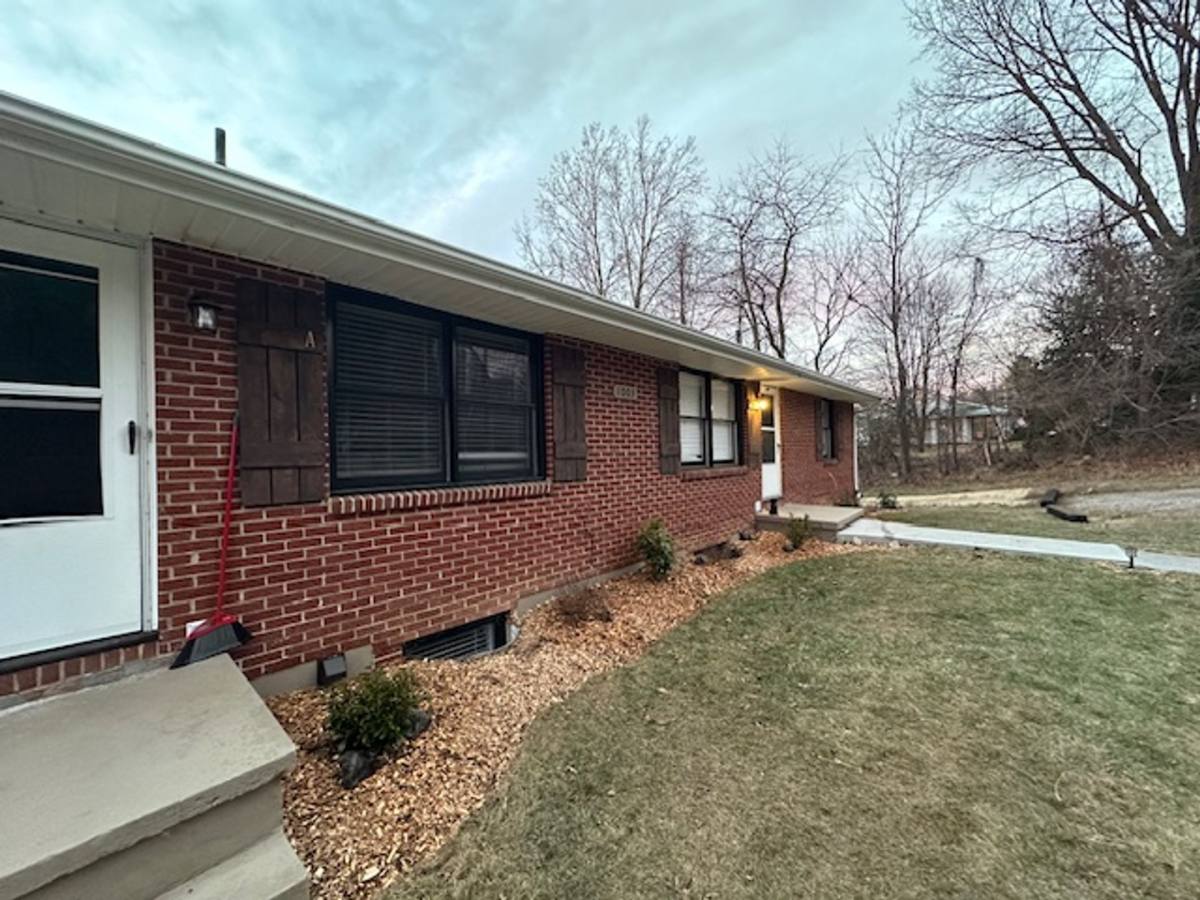 Apartment for rent at 1003 Giles Rd, Blacksburg, VA 24060