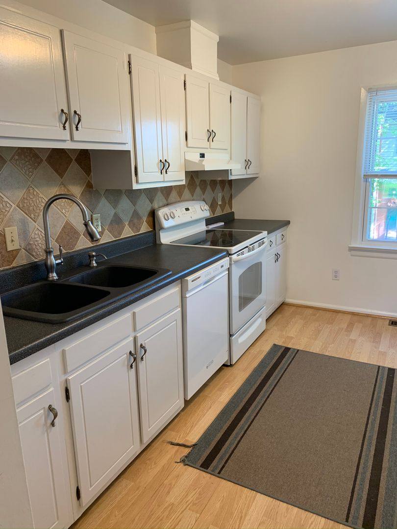 Townhouse for rent at 114 Southampton Court, Blacksburg, VA 24060