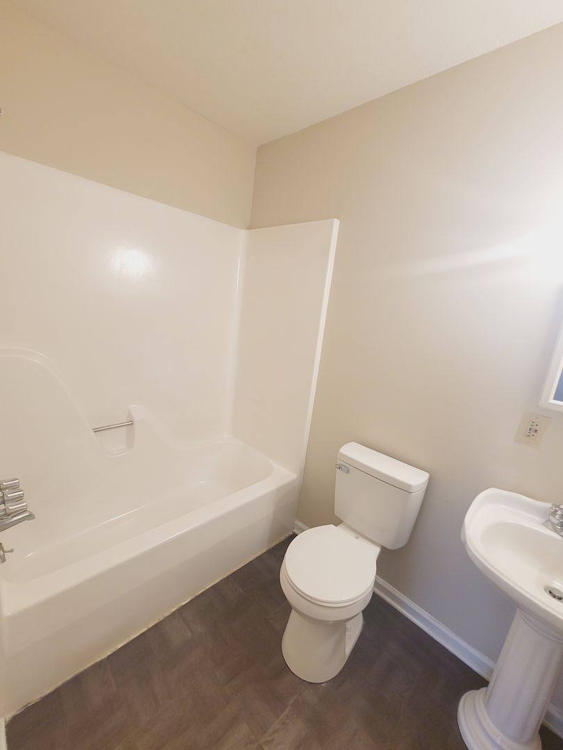 Apartment for rent at 284 Farmers Mountain Rd, Gretna, VA 24557