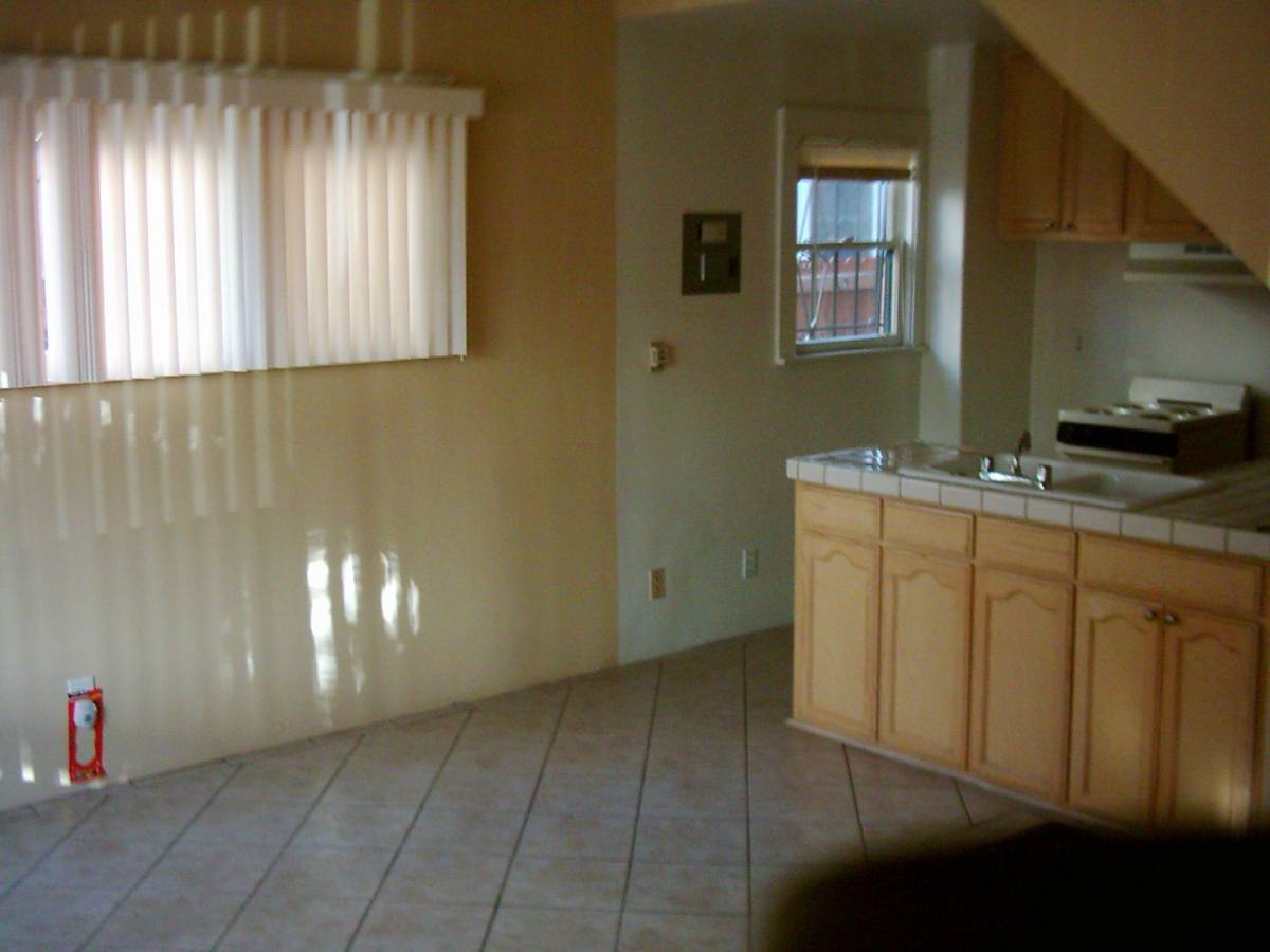House for rent at 1154 Cedar, Long Beach, CA 90813