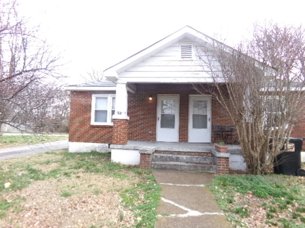 House for rent at 625 Greenwood Ave, Clarksville, TN 37040