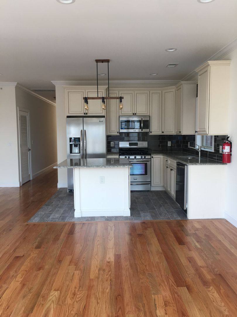 Apartment for rent at 194 Parkhurst St, Newark, NJ 07114