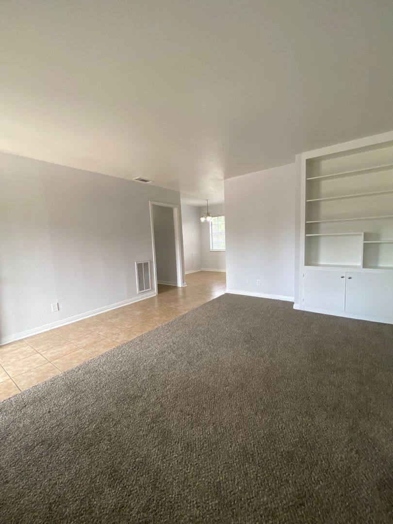 Apartment for rent at 4001 Memorial Blvd, Port Arthur, TX 77640