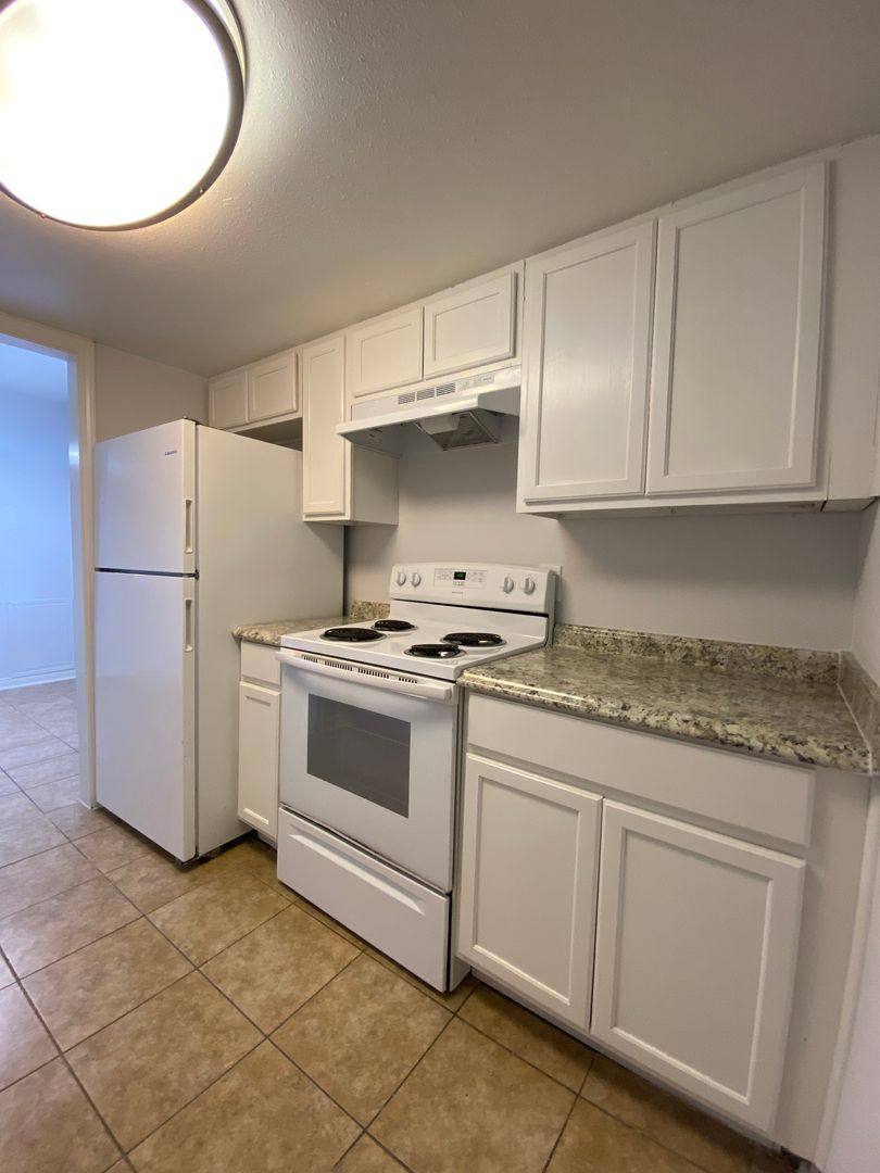 Apartment for rent at 4001 Memorial Blvd, Port Arthur, TX 77640