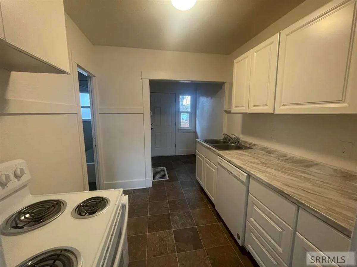 Apartment for rent at 720-730 W Benton St, Pocatello, ID 83204