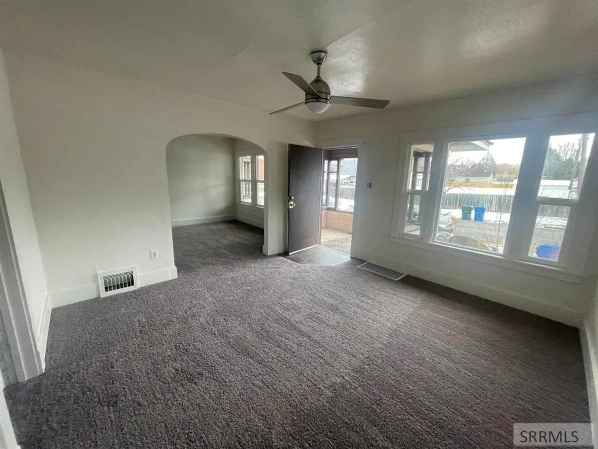 Apartment for rent at 720-730 W Benton St, Pocatello, ID 83204
