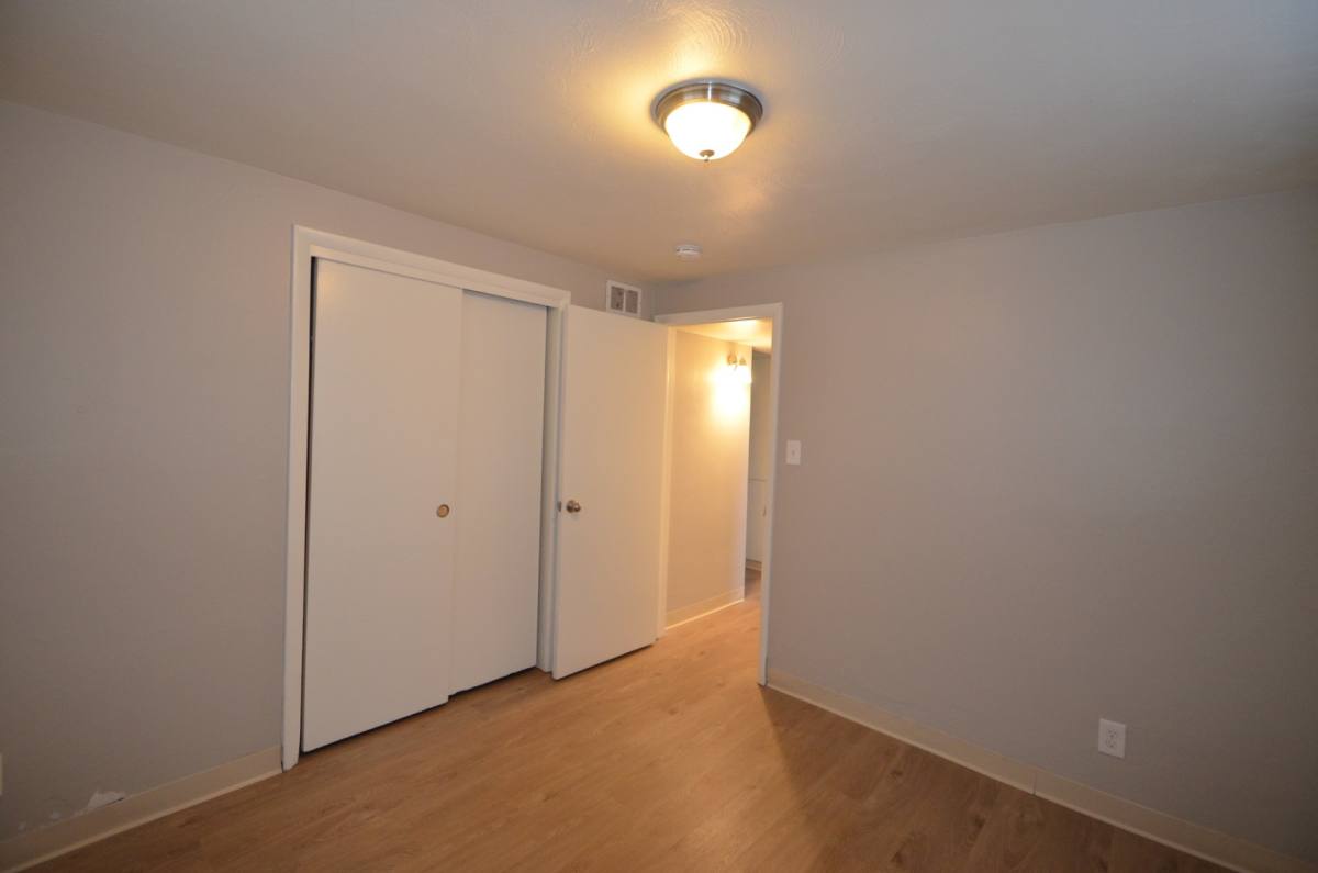 Apartment for rent at 5561 S Delaware St, Littleton, CO 80120
