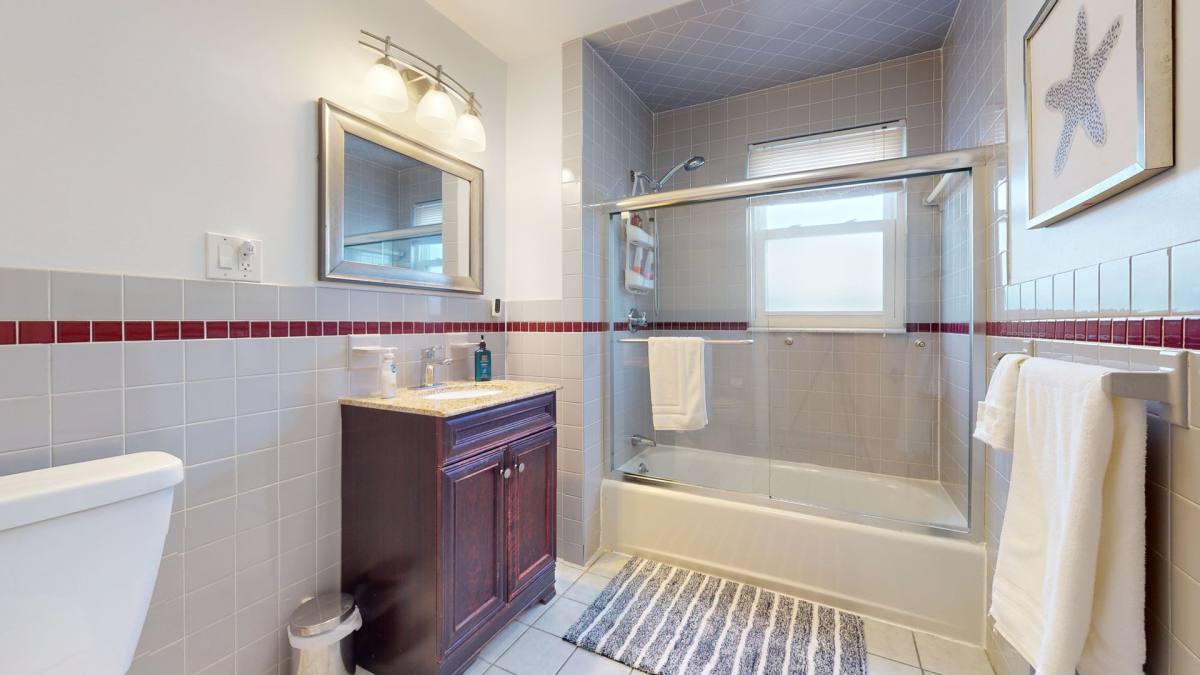 House for rent at 30 Cllay St, Cambridge, MA 02140
