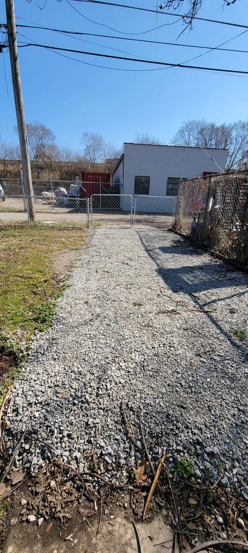 House for rent at 1431 S Floyd St, Louisville, KY 40208