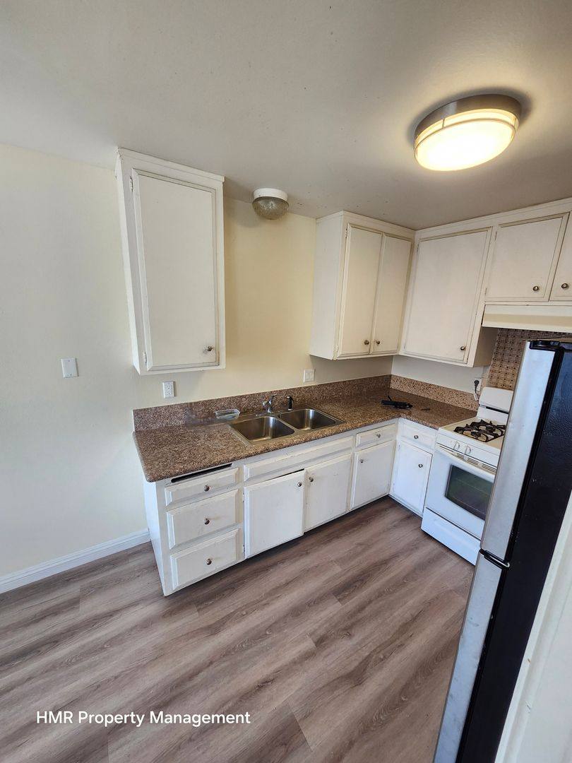 Apartment for rent at 1265 W 4th St, Ontario, CA 91762