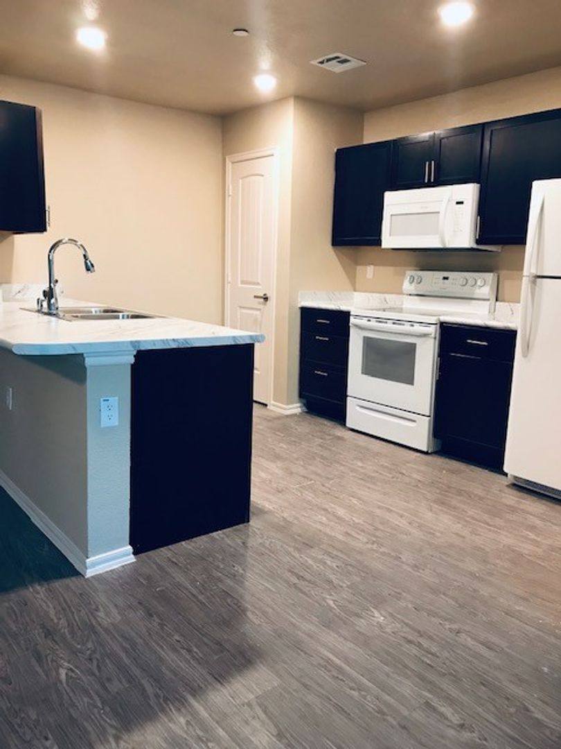 Apartment for rent at 1215 G St SW, Ardmore, OK 73401