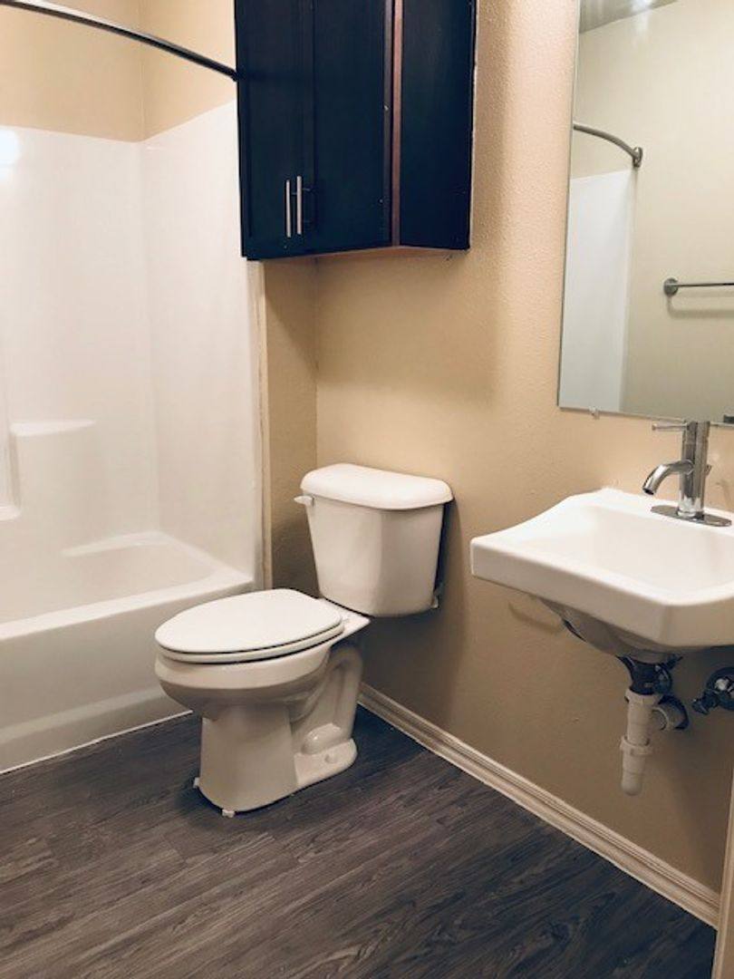 Apartment for rent at 1215 G St SW, Ardmore, OK 73401