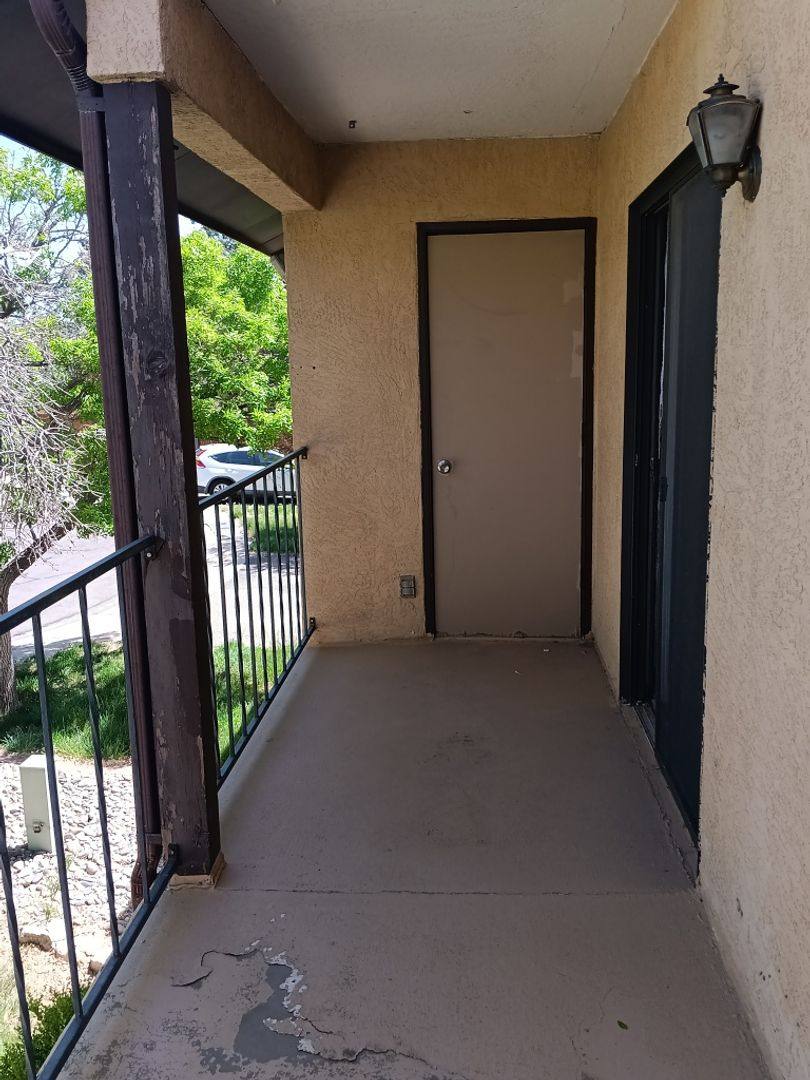 House for rent at 187 Vista Point Court NE, Albuquerque, NM 87123