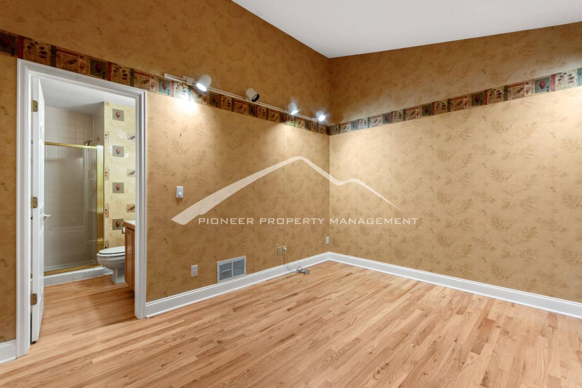 Townhouse for rent at 4605 S Yosemite St, Denver, CO 80237