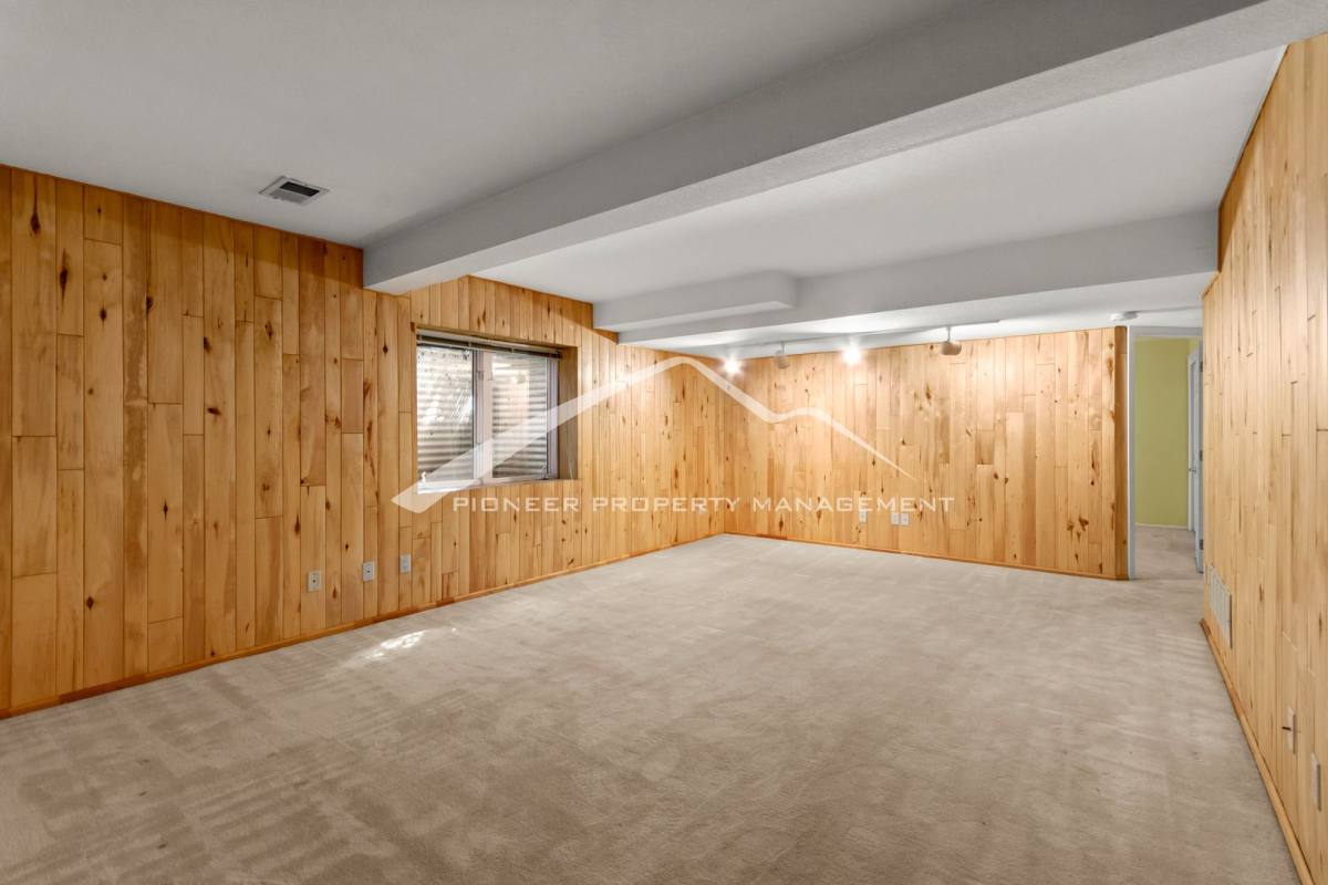 Townhouse for rent at 4605 S Yosemite St, Denver, CO 80237