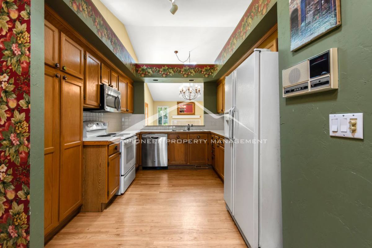 Townhouse for rent at 4605 S Yosemite St, Denver, CO 80237