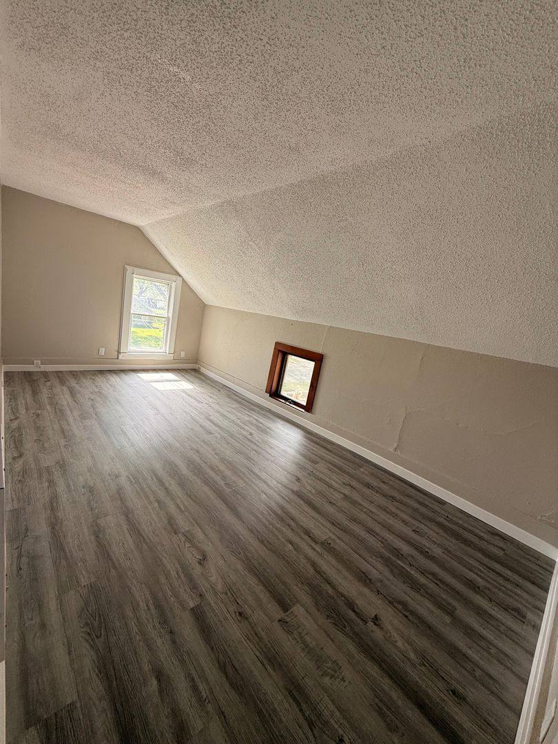 Townhouse for rent at 614A N Chestnut Ave, Marshfield, WI 54449