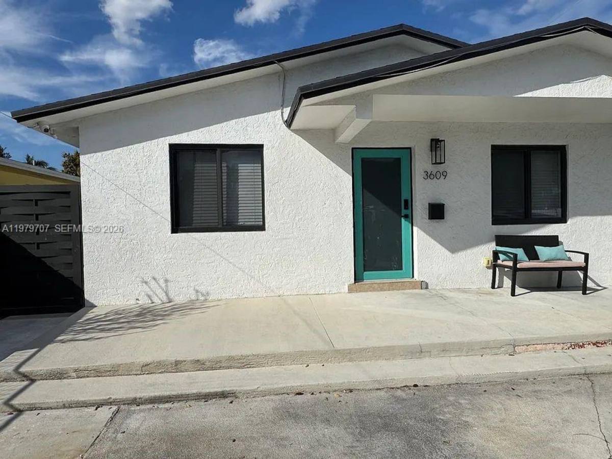 House for rent at 3609 SW 27th St, Miami, FL 33133