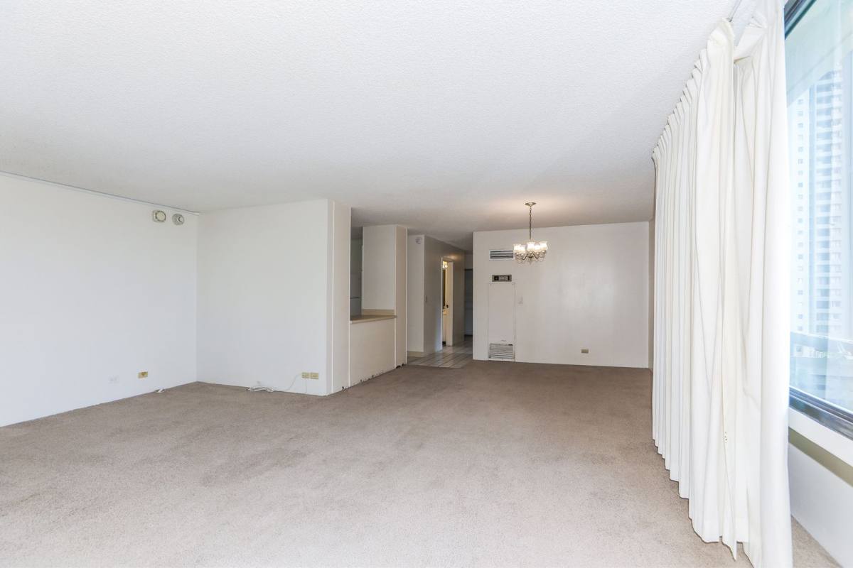 Condo for rent at 2215 Aloha Dr, Honolulu, HI 96815