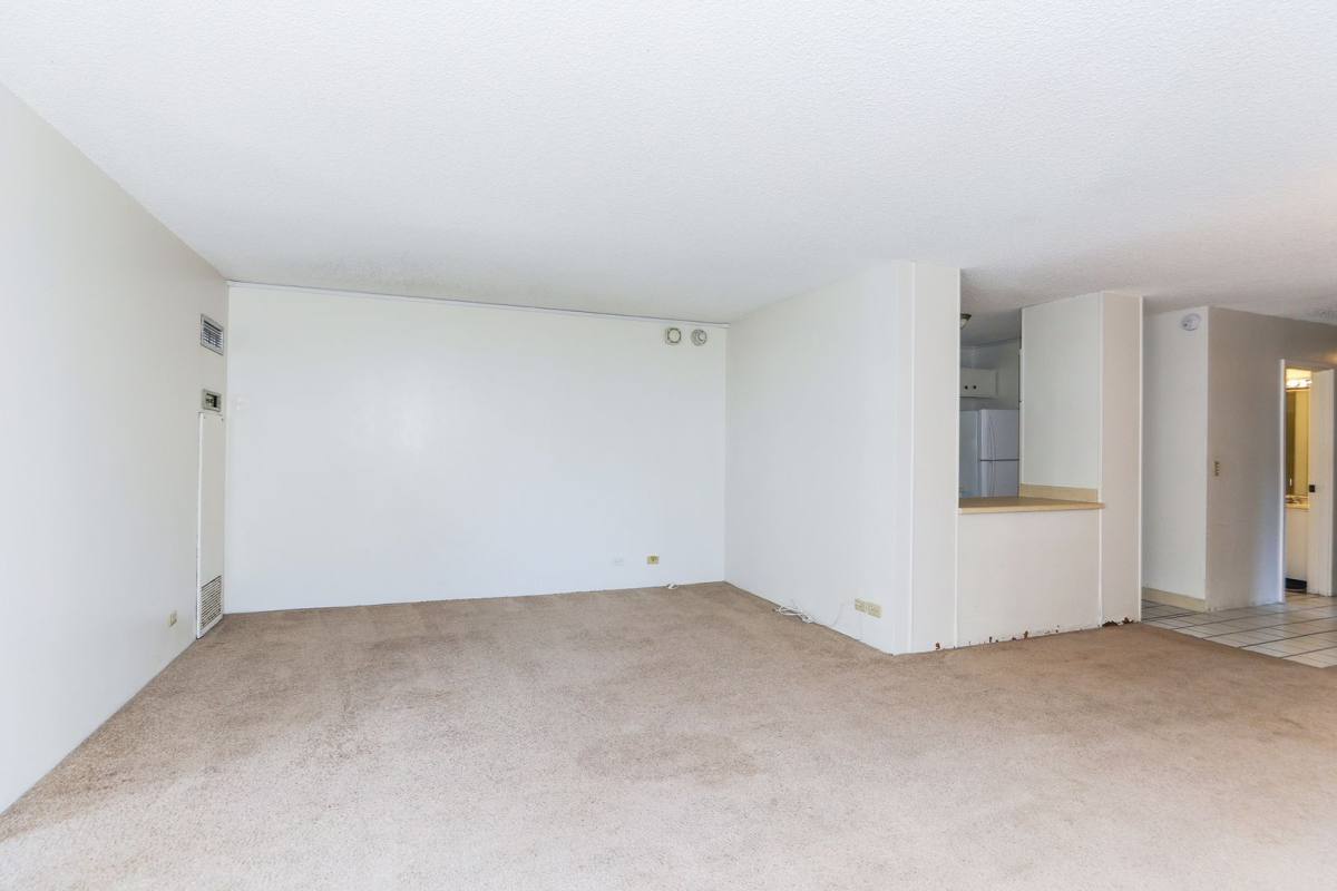 Condo for rent at 2215 Aloha Dr, Honolulu, HI 96815