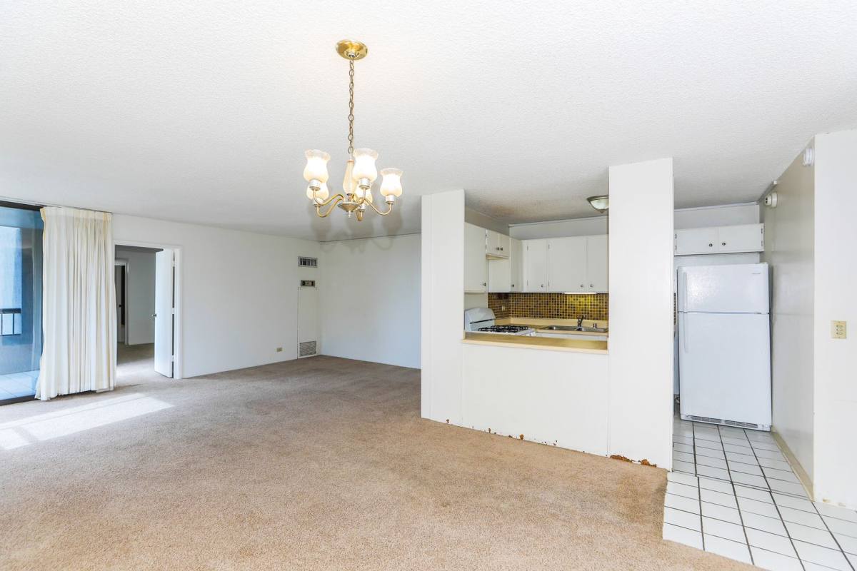 Condo for rent at 2215 Aloha Dr, Honolulu, HI 96815