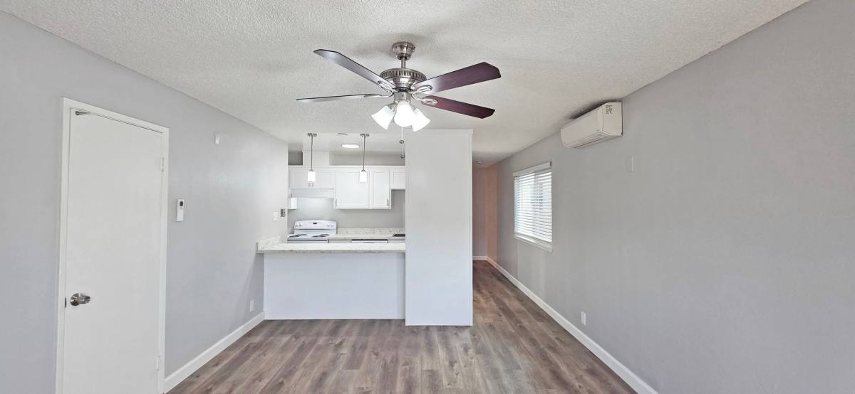 Apartment for rent at 2109 W St, Sacramento, CA 95818
