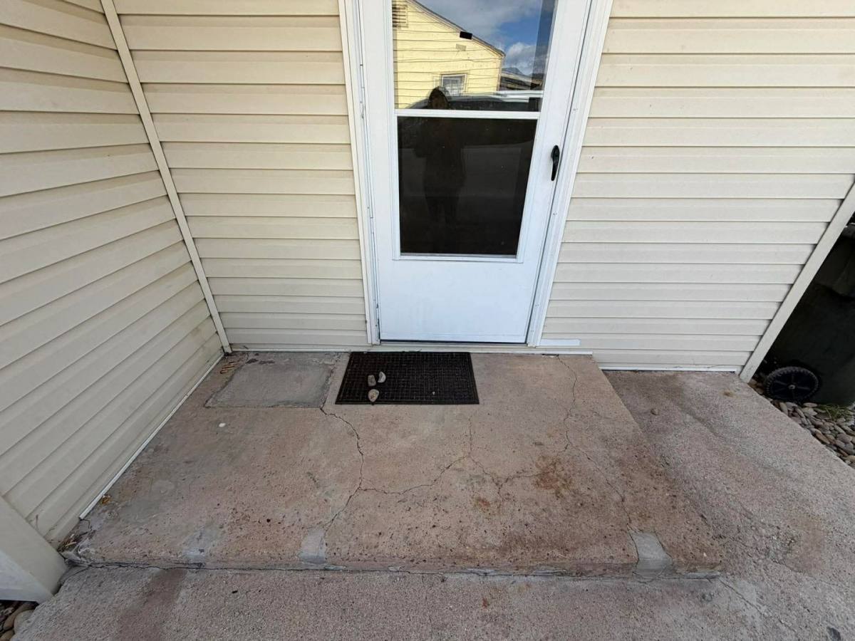 House for rent at 178 W Geneva, East Carbon, UT 84520