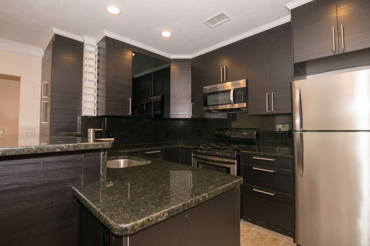 House for rent at 1616 Beaocn St, Brookline, MA 02446