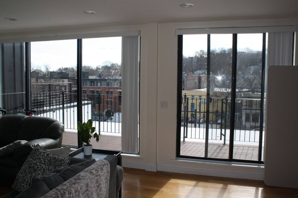 House for rent at 1616 Beaocn St, Brookline, MA 02446