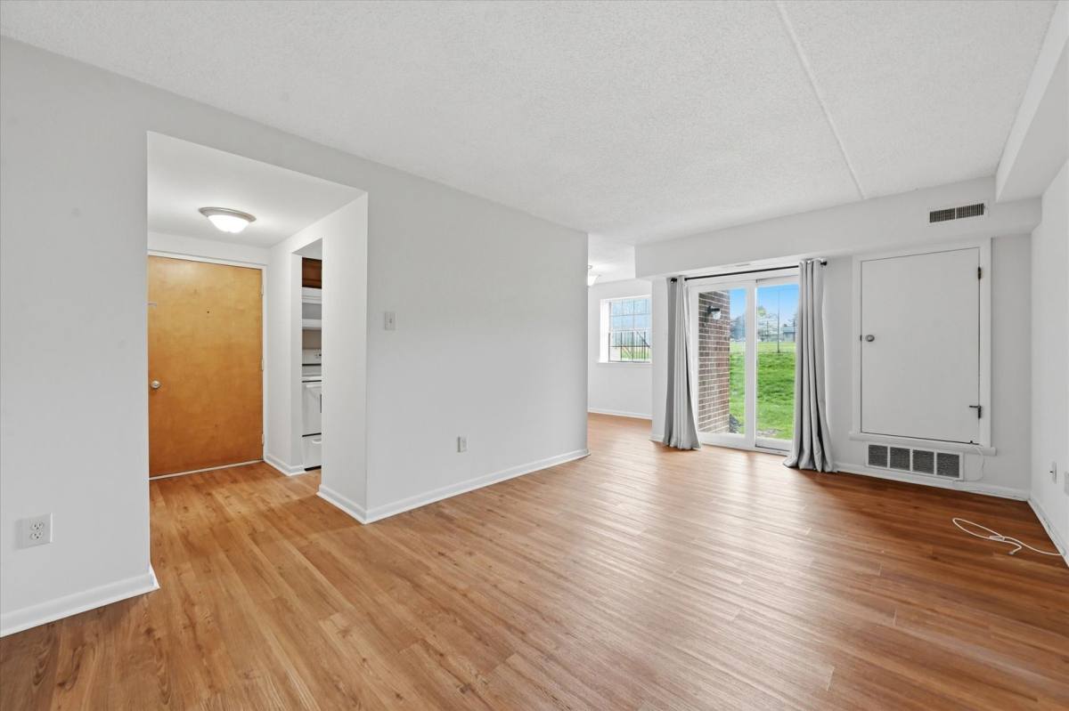 House for rent at 2402 Pond View Dr, West Chester, PA 19382