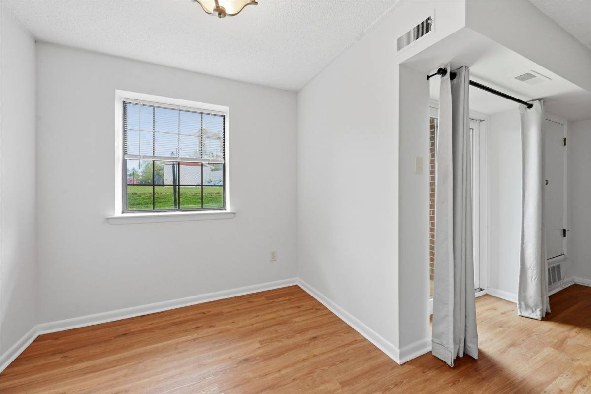 House for rent at 2402 Pond View Dr, West Chester, PA 19382