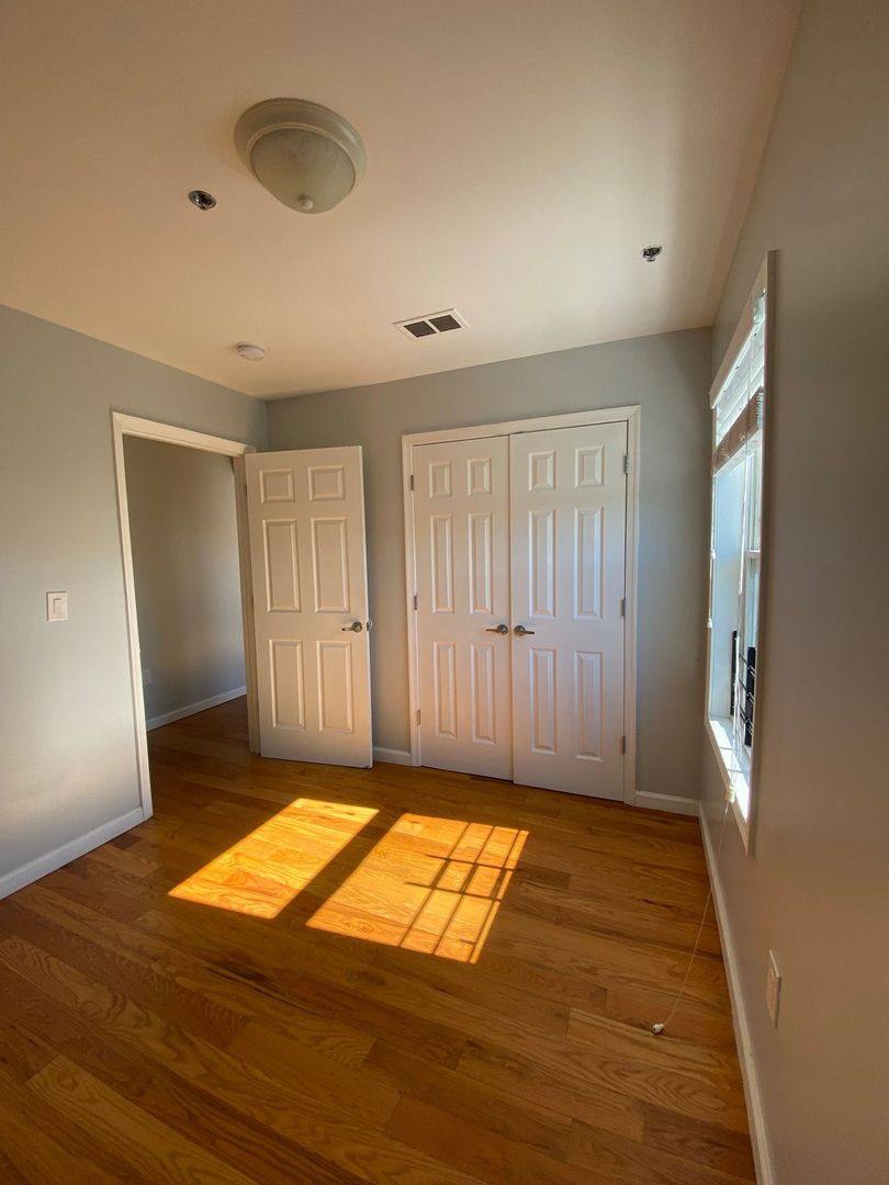 Apartment for rent at 115 42nd St, Union City, NJ 07087