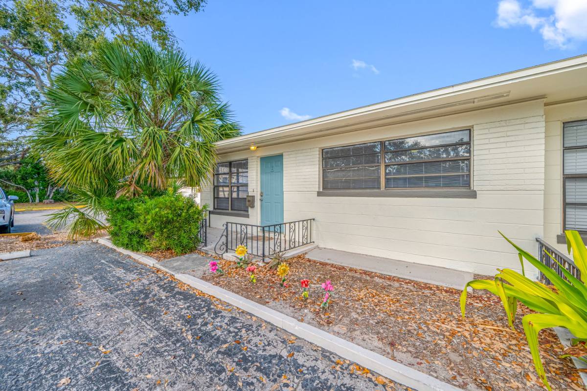 Apartment for rent at 3901 5th Ave N, Saint Petersburg, FL 33713