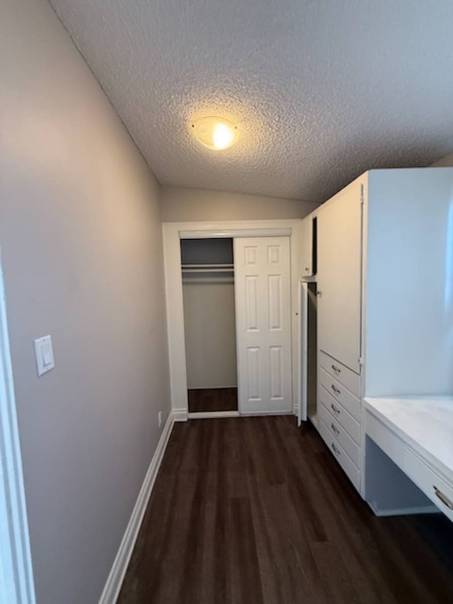 Apartment for rent at 443 Occidental Dr, Oxnard, CA 93036
