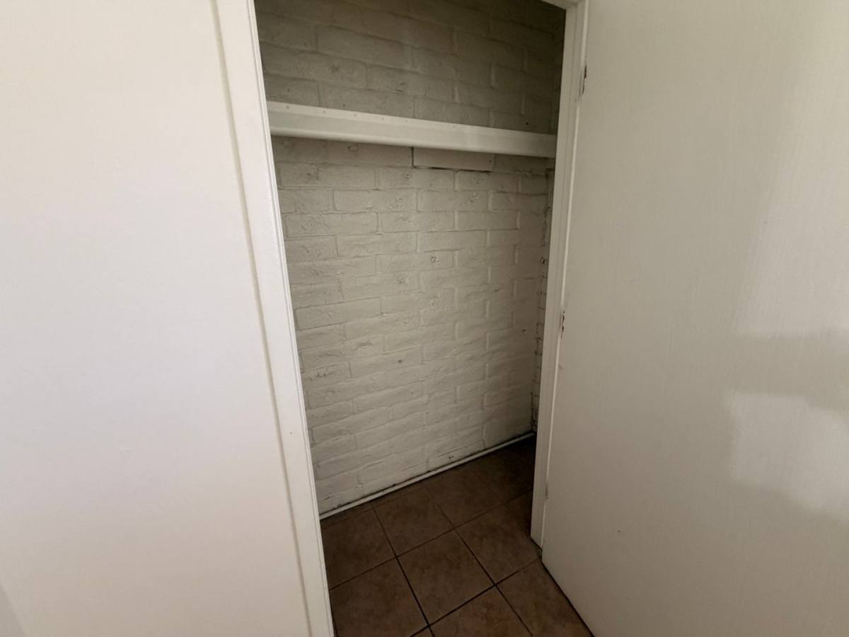 Apartment for rent at 16621 N 25th St, Phoenix, AZ 85032