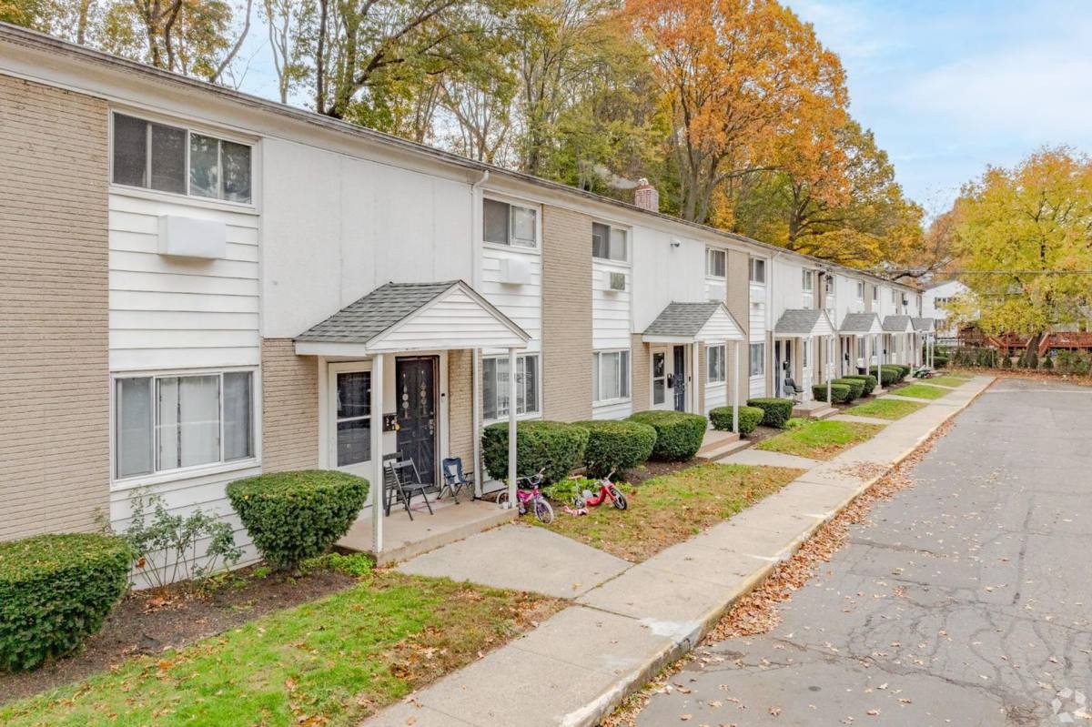 Apartment for rent at 241 Quinnipiac Ave, New Haven, CT 06513