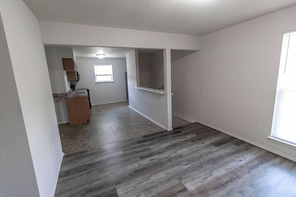 House for rent at 215 N W Blvd, Columbia, MO 65203